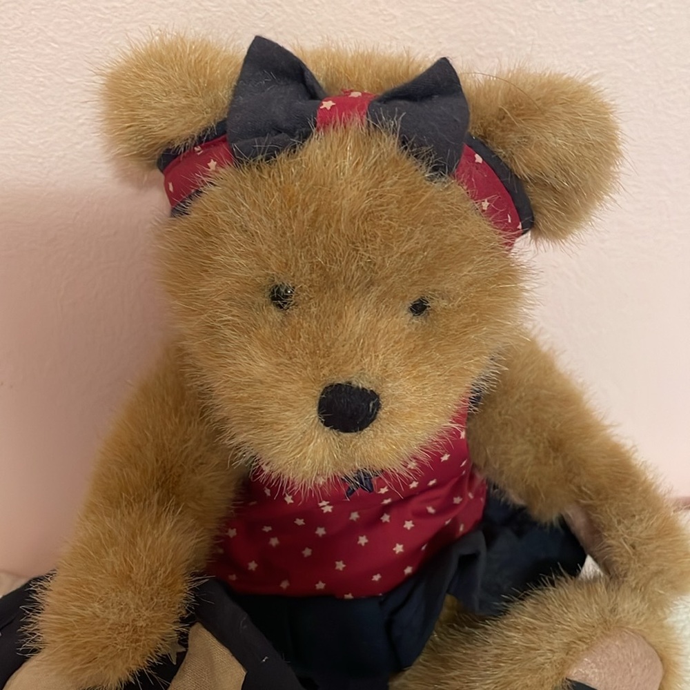 Boyd’s Bears Katie B. Bearyproud Style # 918341 - Picture 3 of 8